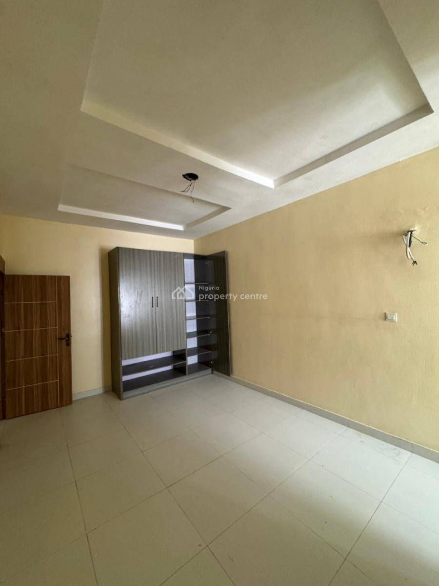 Spacious 3-bedroom Terrace with Bq, Orchid Road, Lekki, Lagos, Terraced Duplex for Rent
