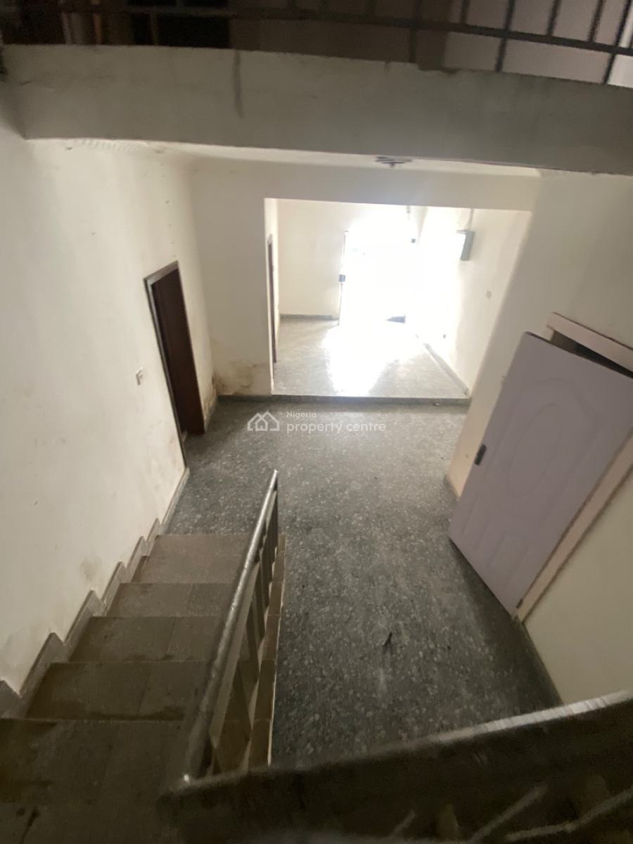 a Restructured 5 Bedroom House, Off Bisola Durosimi Etti, Lekki Phase 1, Lekki, Lagos, Semi-detached Duplex for Rent