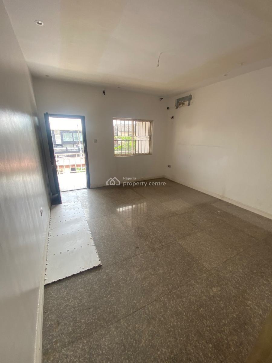 a Restructured 5 Bedroom House, Off Bisola Durosimi Etti, Lekki Phase 1, Lekki, Lagos, Semi-detached Duplex for Rent