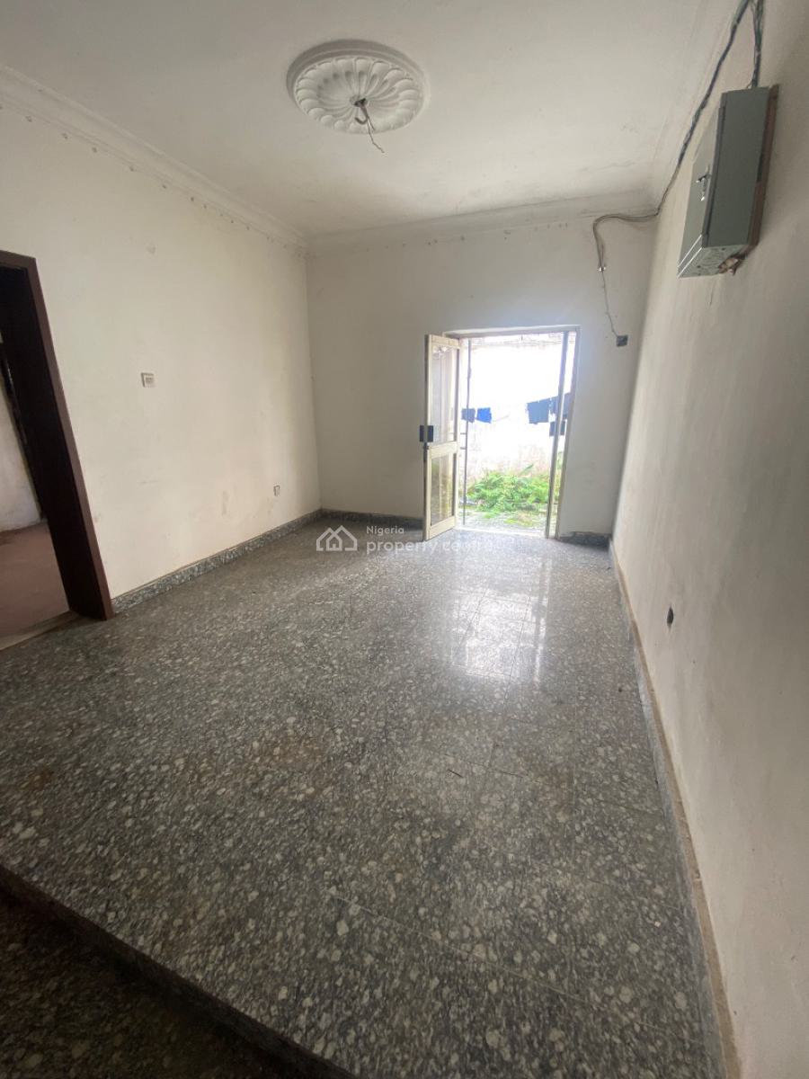 a Restructured 5 Bedroom House, Off Bisola Durosimi Etti, Lekki Phase 1, Lekki, Lagos, Semi-detached Duplex for Rent