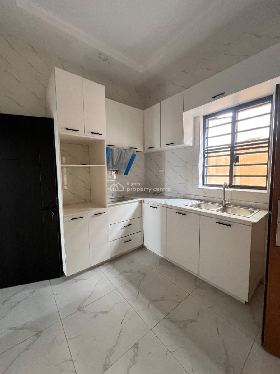 Newly Built Contemporary 3bed Apartments, Surulere, Surulere, Lagos, Flat / Apartment for Sale