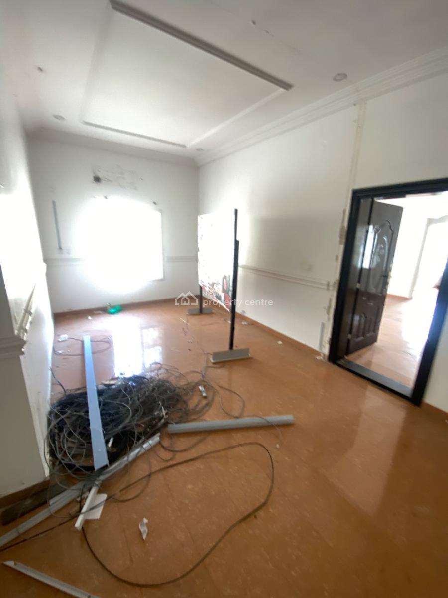 a Remarkable 4 Bedroom, Off Bisola Durosimi Etti Drive, Lekki Phase 1, Lekki, Lagos, Semi-detached Duplex for Rent