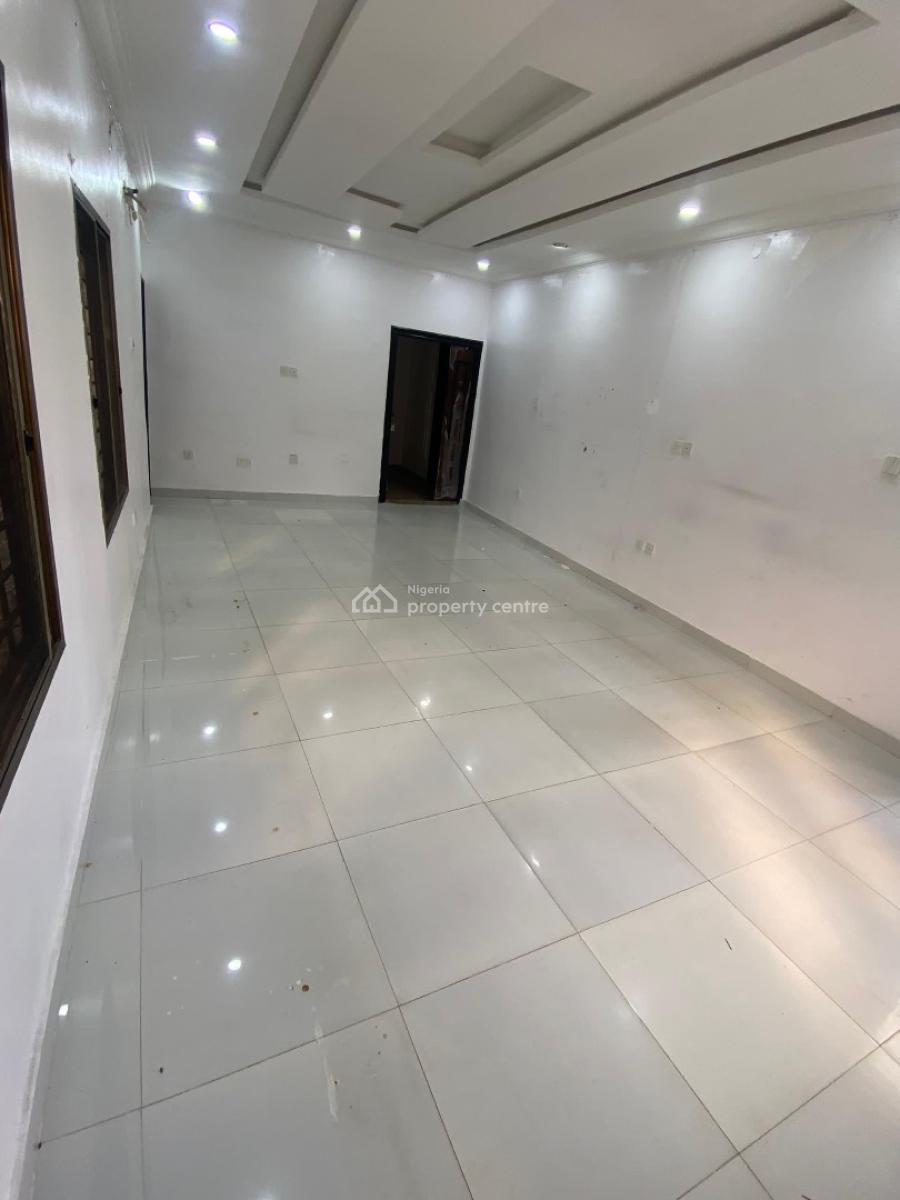 Well Maintained 2 Units of 3 Bedroom Detached Duplex with Bq, Lekki Phase 1, Lekki, Lagos, Detached Duplex for Rent