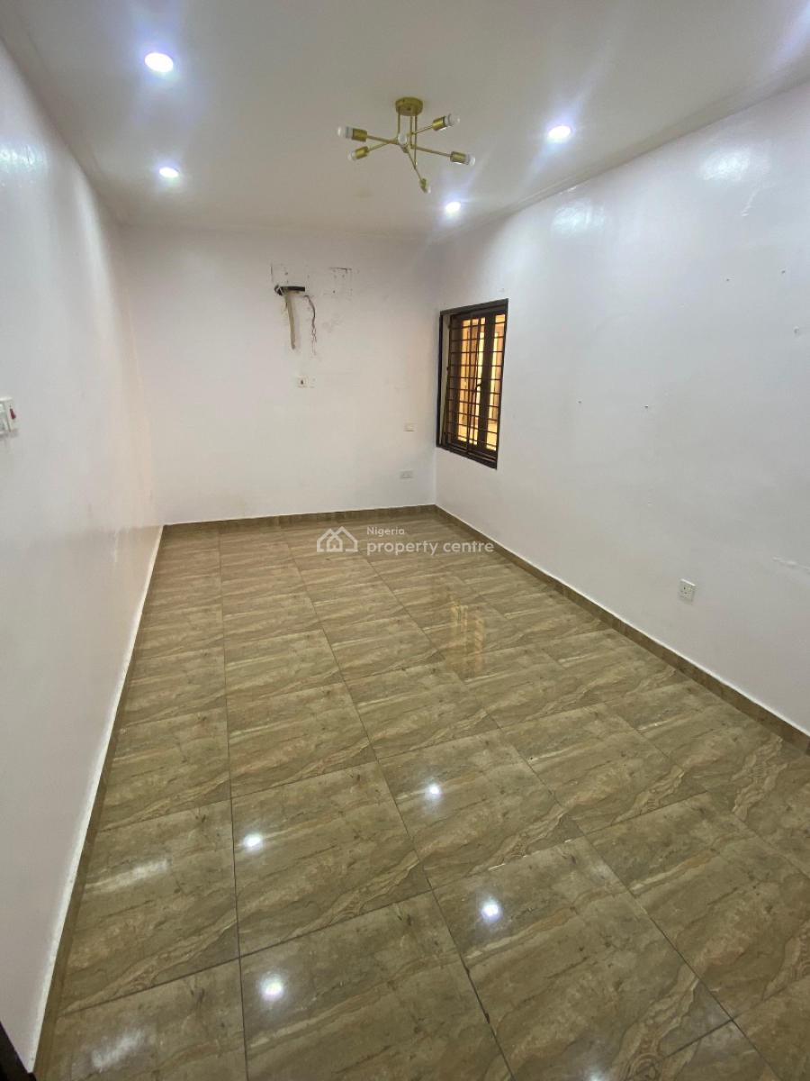 Well Maintained 2 Units of 3 Bedroom Detached Duplex with Bq, Lekki Phase 1, Lekki, Lagos, Detached Duplex for Rent