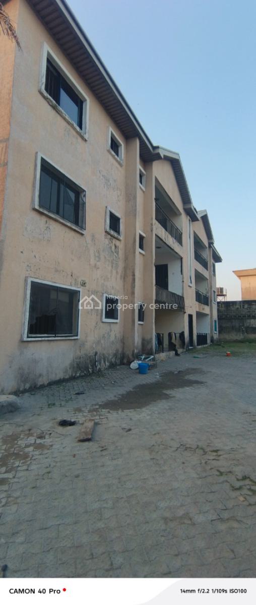 6 Units of 3 Bedroom Flats, New Road Bus Stop, Alpha Beach Road Lekki, Lekki, Lagos, Hotel / Guest House for Rent