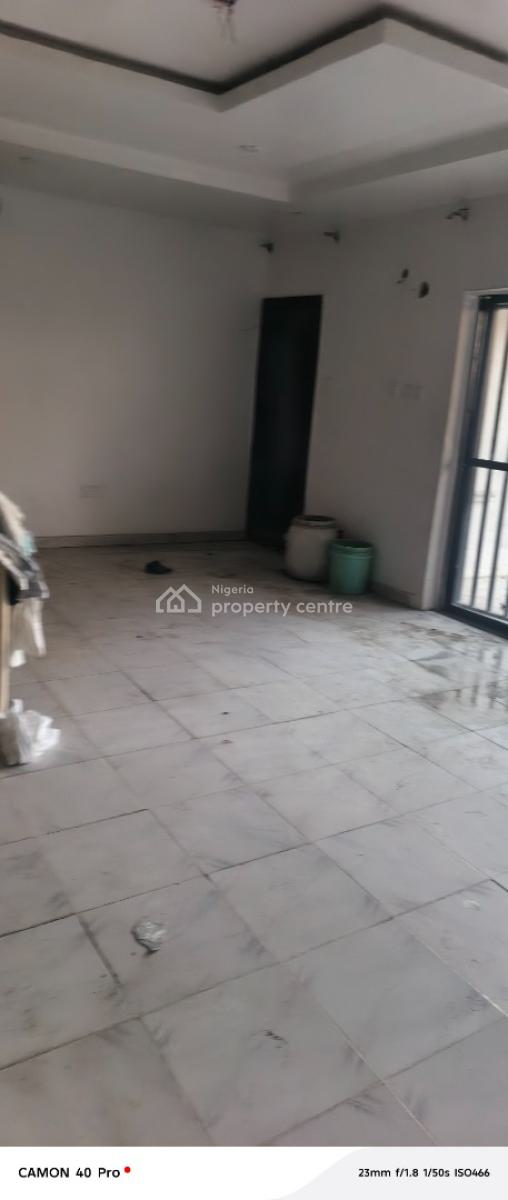 6 Units of 3 Bedroom Flats, New Road Bus Stop, Alpha Beach Road Lekki, Lekki, Lagos, Hotel / Guest House for Rent