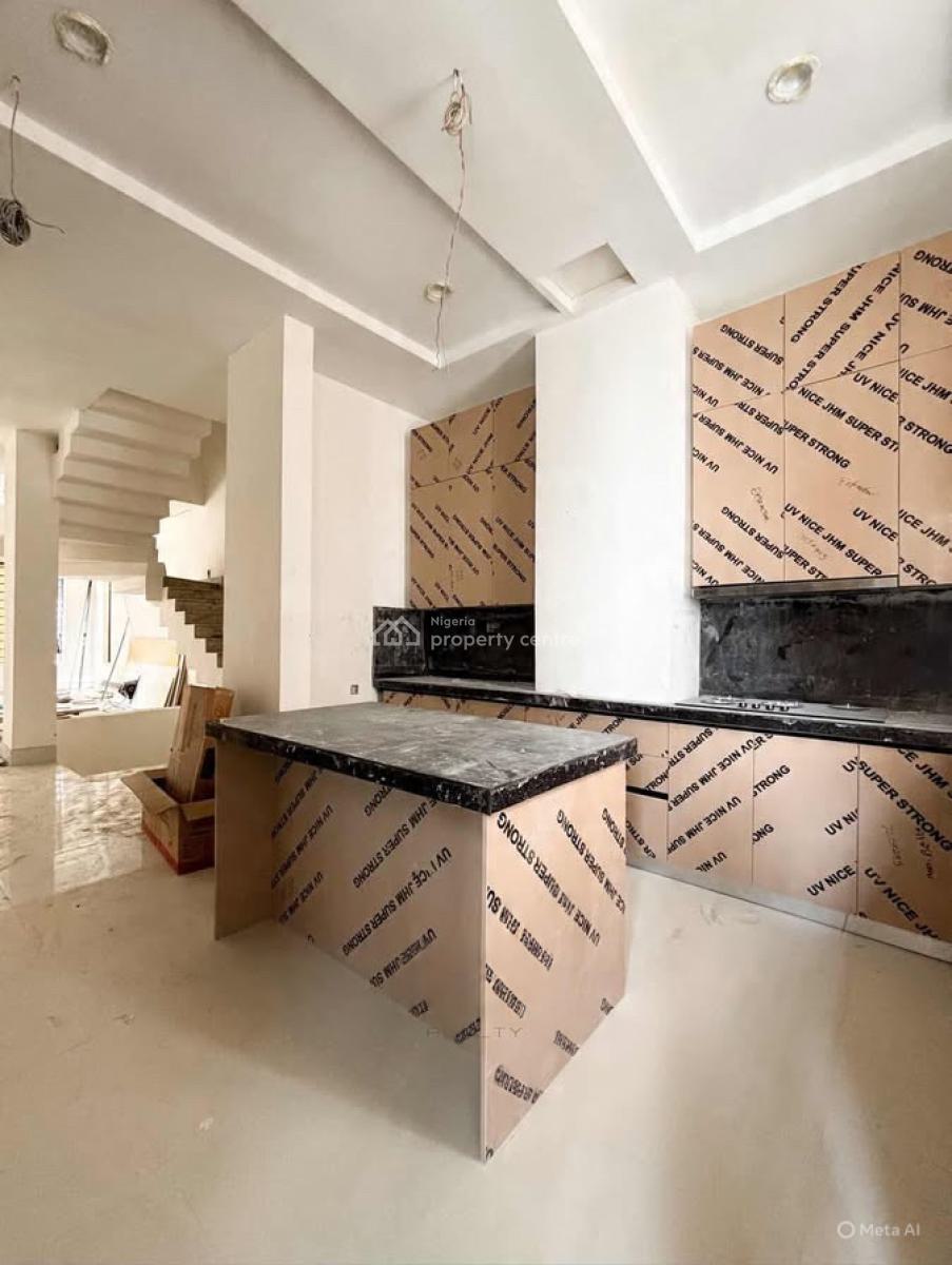 Lovely 4 Bedroom Terrace Duplex with Bq, Lekki Phase 1, Lekki, Lagos, Terraced Duplex for Sale