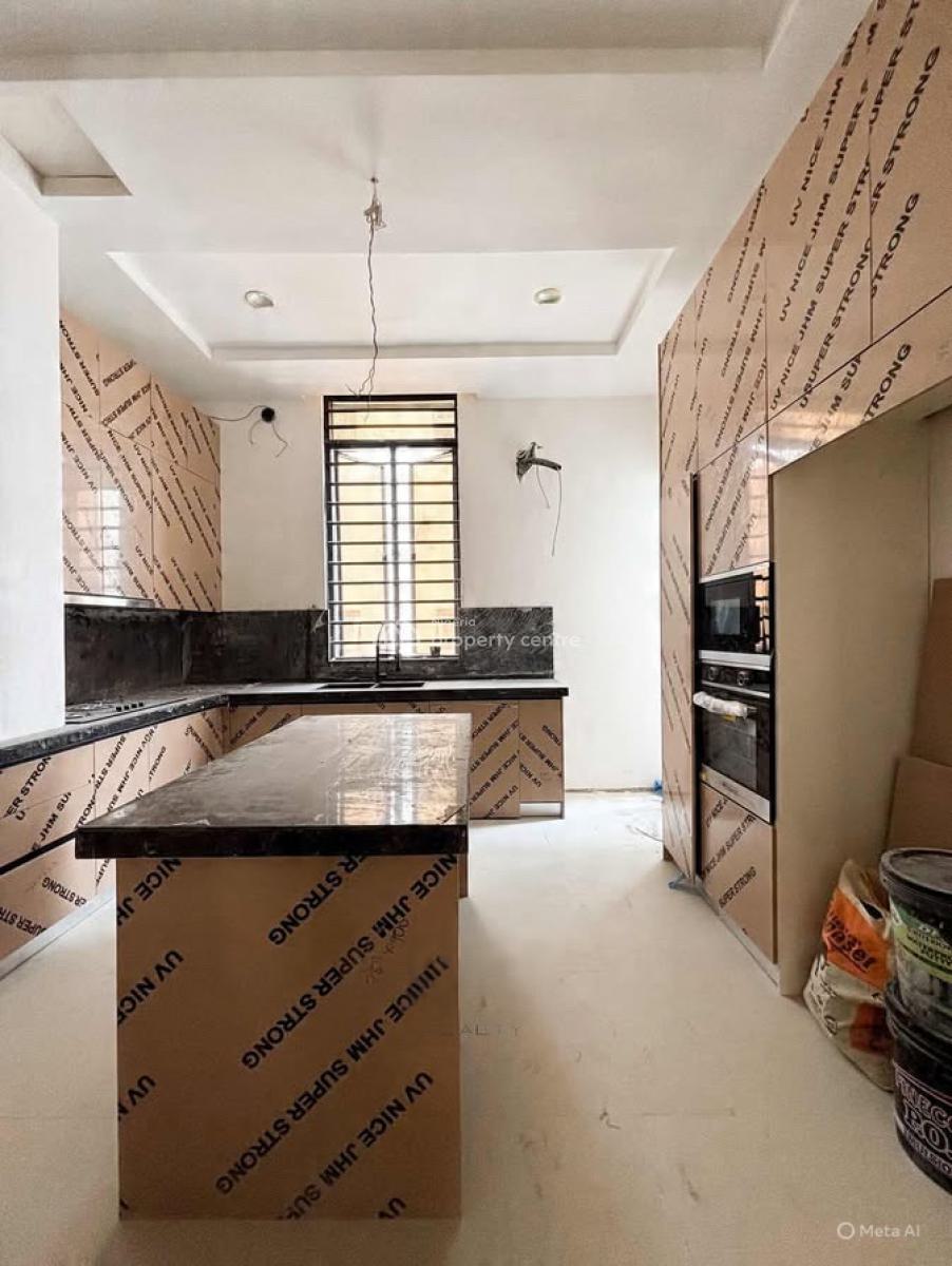 Lovely 4 Bedroom Terrace Duplex with Bq, Lekki Phase 1, Lekki, Lagos, Terraced Duplex for Sale