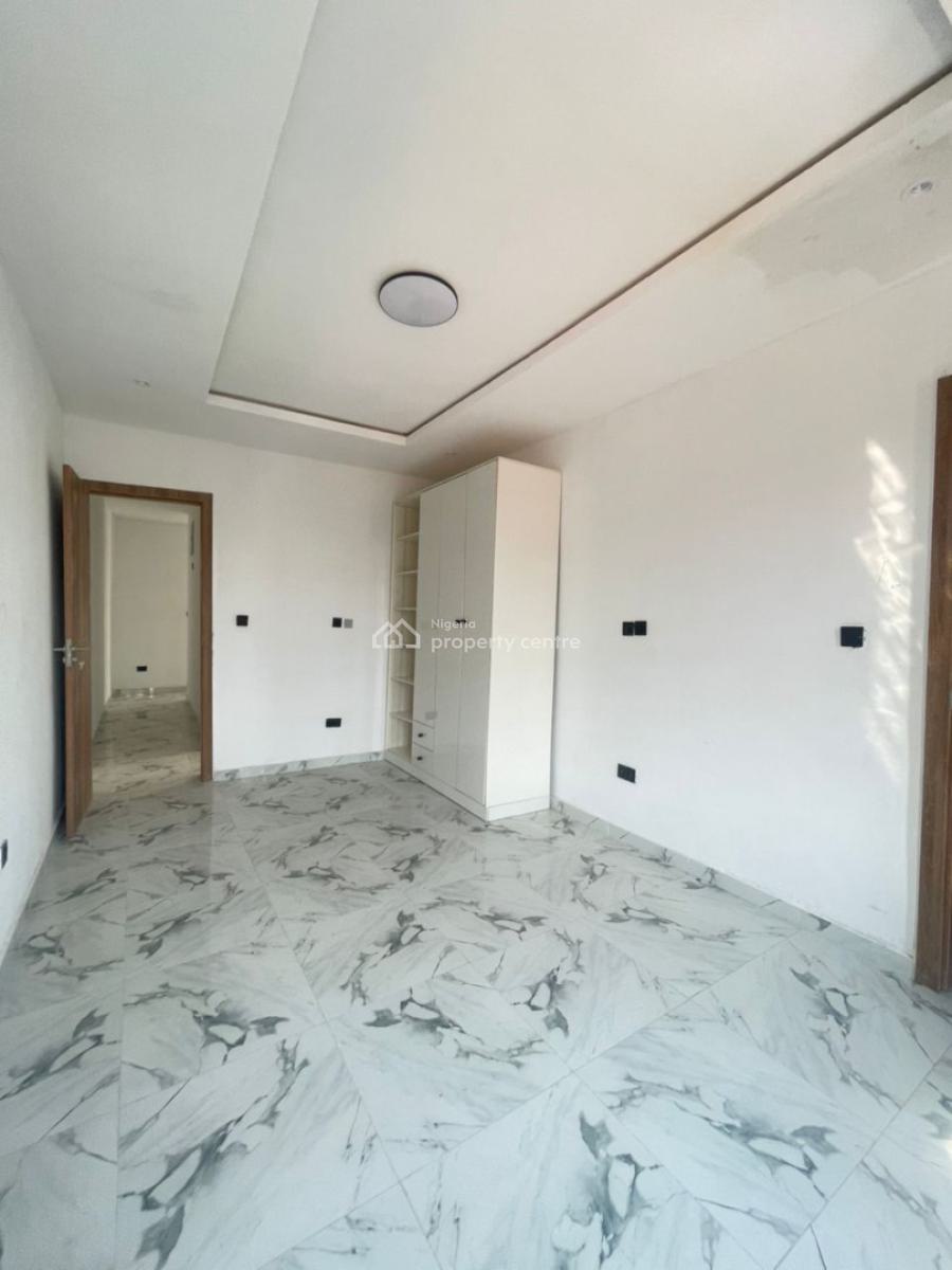 Exquisitely Finished  Duplex, Atlantic Estate, General Paint Busstop, Olokonla, Ajah, Lagos, Terraced Duplex for Sale