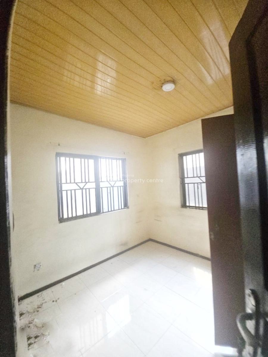Luxury 3 Bedroom Flat, Omole Phase 2, Ikeja, Lagos, Flat / Apartment for Rent