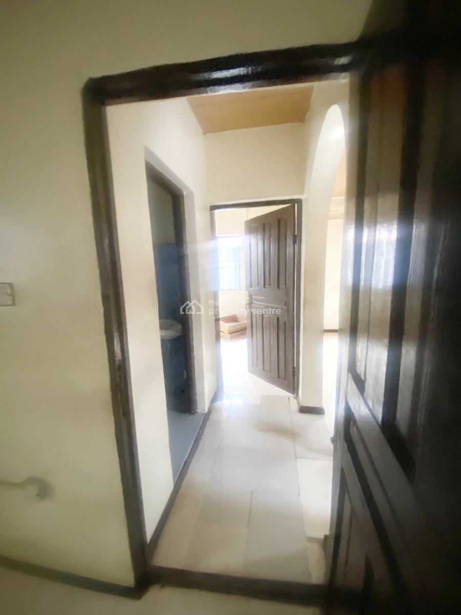 Luxury 3 Bedroom Flat, Omole Phase 2, Ikeja, Lagos, Flat / Apartment for Rent