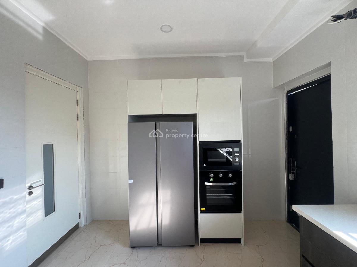 5 Bedroom Semi Detached Duplex with Bq and Pool, Lekki Phase 1, Lekki, Lagos, Semi-detached Duplex for Sale