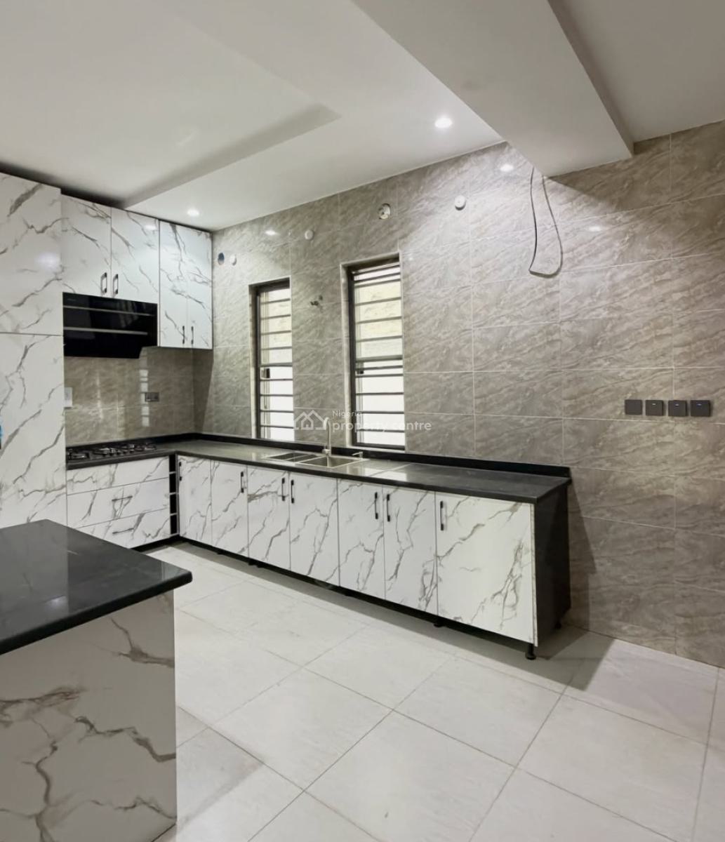 Spacious 5 Bedrooms Detached + Bq, Apo Resettlement, Apo, Abuja, Detached Duplex for Sale