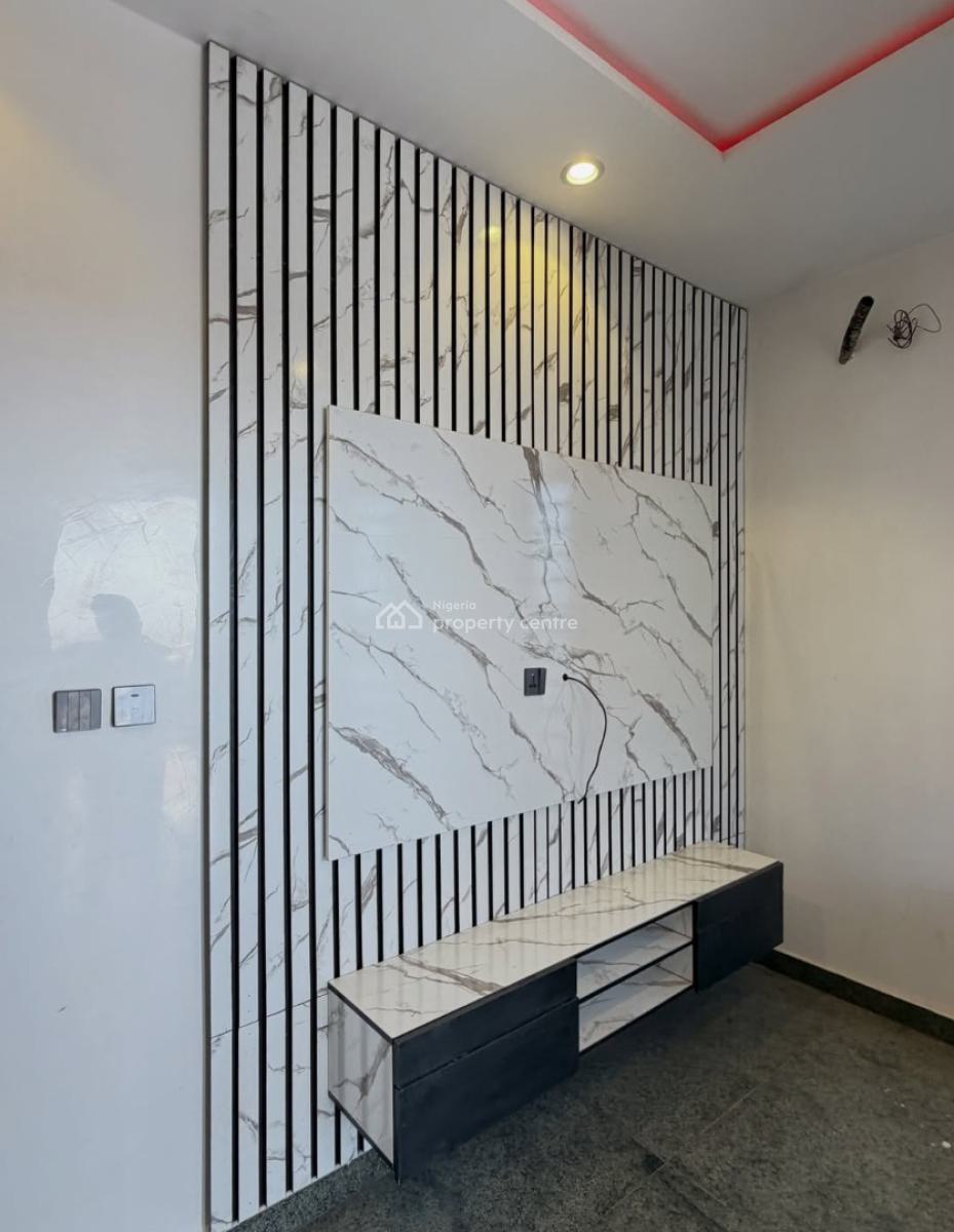 Spacious 5 Bedrooms Detached + Bq, Apo Resettlement, Apo, Abuja, Detached Duplex for Sale