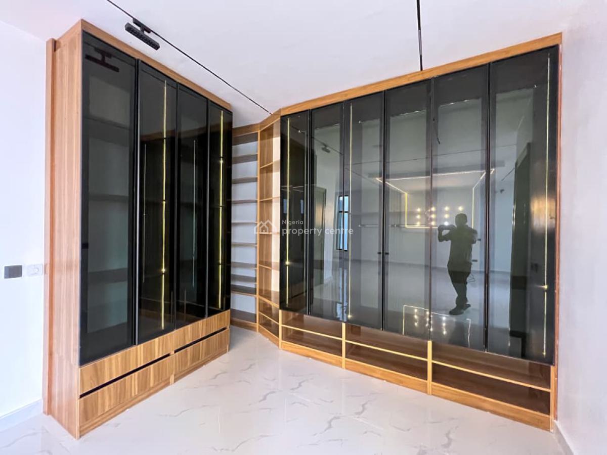 Luxury 5 Units  5bedrooms Detached Duplex with Pool in a Secure Estate, Lekki Phase 1, Lekki, Lagos, Detached Duplex for Sale