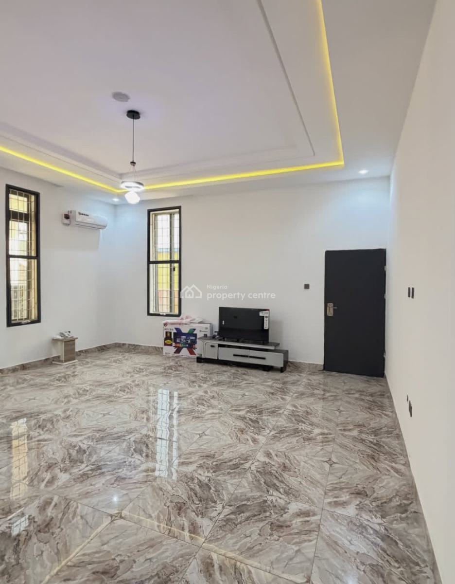 Spacious 3 Bedrooms Semi Detached Duplex with Bq, Apo Resettlement, Apo, Abuja, Semi-detached Duplex for Sale