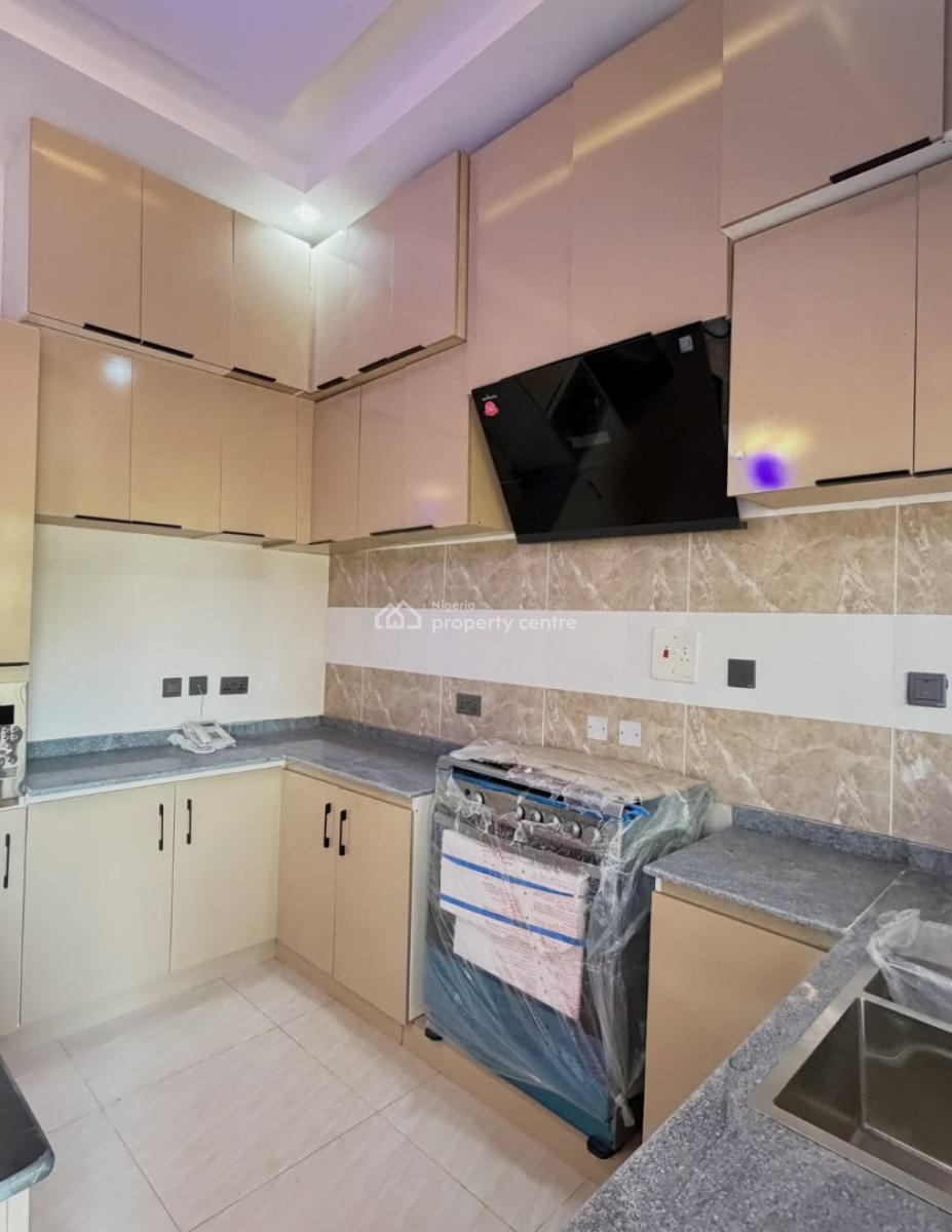 Spacious 3 Bedrooms Semi Detached Duplex with Bq, Apo Resettlement, Apo, Abuja, Semi-detached Duplex for Sale