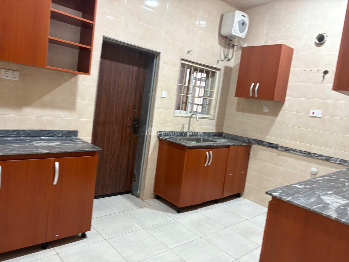 Exclusive 3bedroom Flat in a Serene/secured Estate Video Available, Katampe Extension, Katampe Extension, Katampe, Abuja, Flat / Apartment for Rent