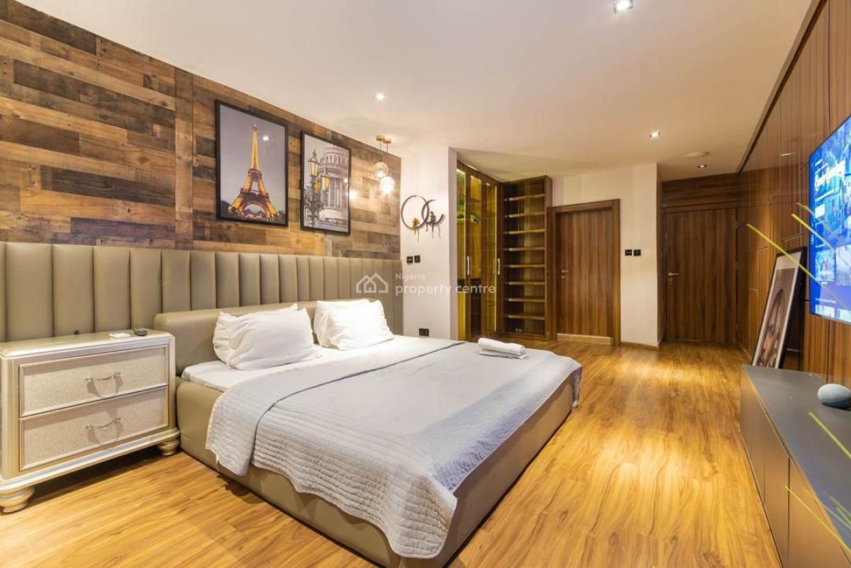 3bedroom Waterfront Apartment, Lekki Phase 1, Lekki, Lagos, Flat / Apartment Short Let