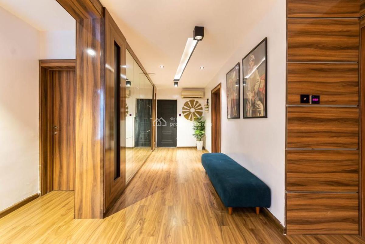 3bedroom Waterfront Apartment, Lekki Phase 1, Lekki, Lagos, Flat / Apartment Short Let