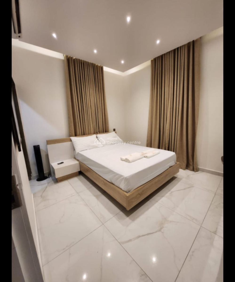 Luxury 4bedroom Self Compound, Lekki, Lagos, Flat / Apartment Short Let