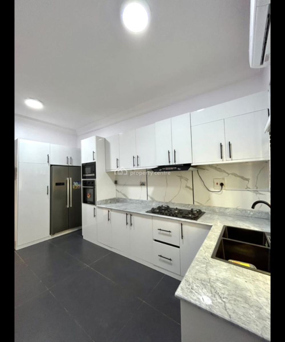 Luxury 4bedroom Self Compound, Lekki, Lagos, Flat / Apartment Short Let