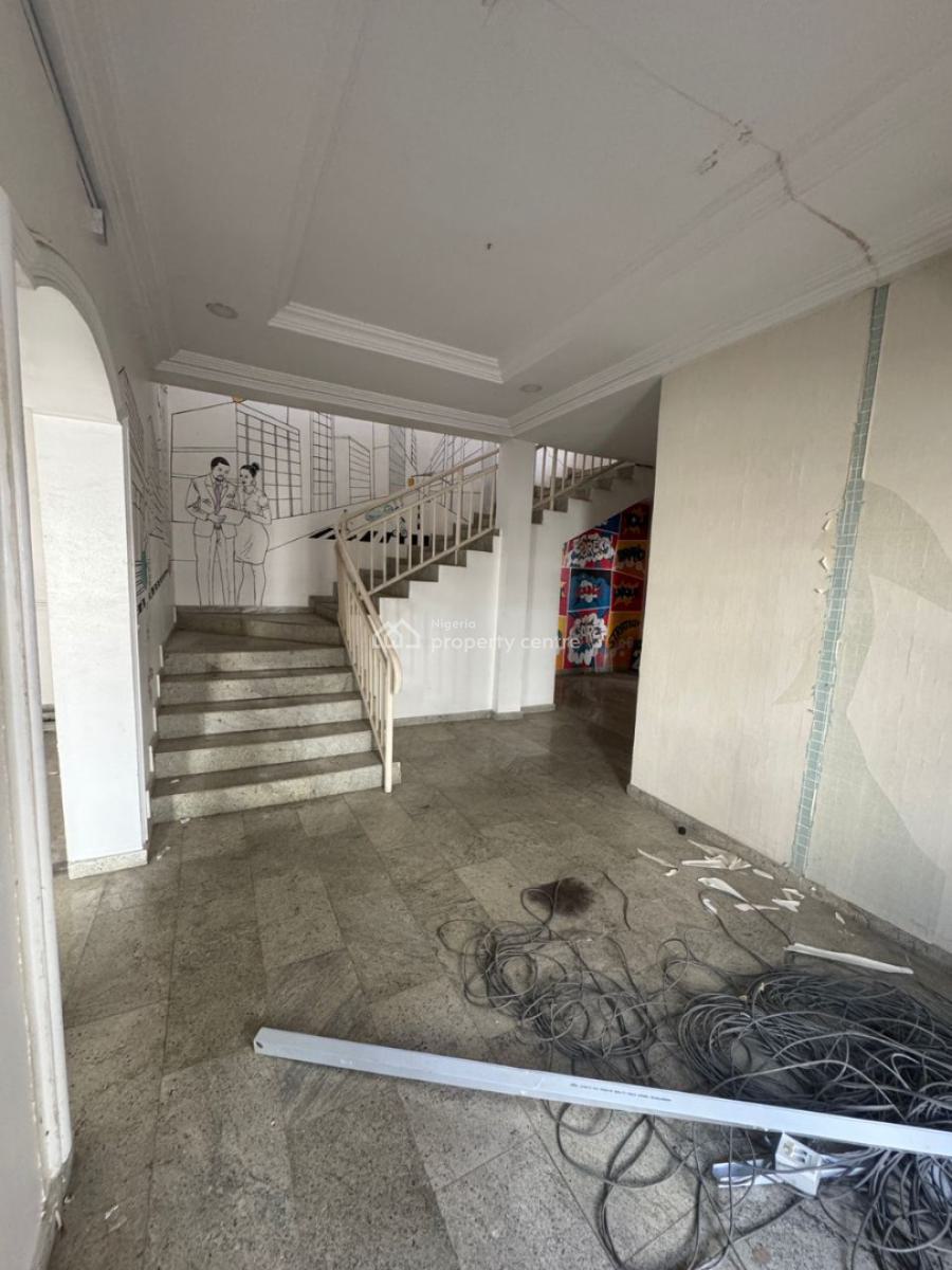 4bedroom Semi Detached Terrace, Off Rockdrive, Lekki, Lagos, Semi-detached Duplex for Rent