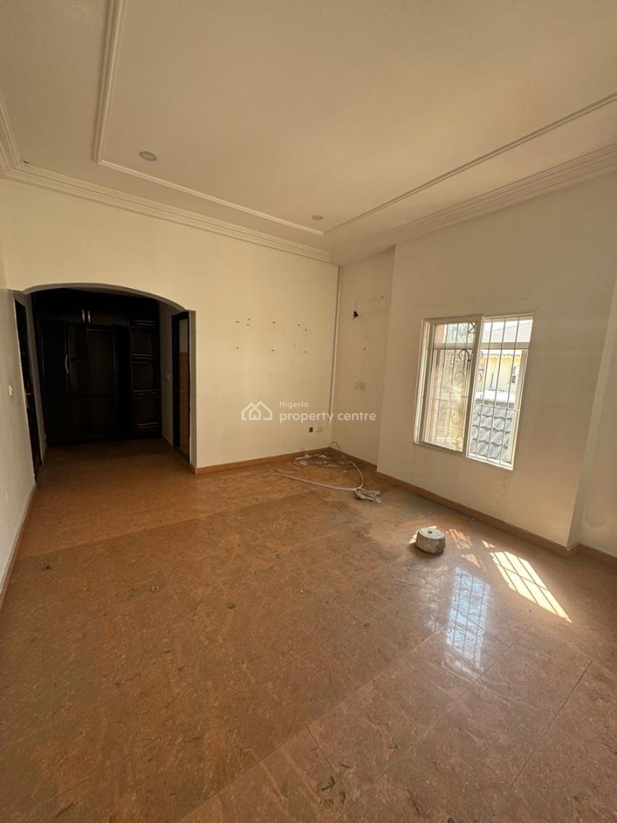 4bedroom Semi Detached Terrace, Off Rockdrive, Lekki, Lagos, Semi-detached Duplex for Rent