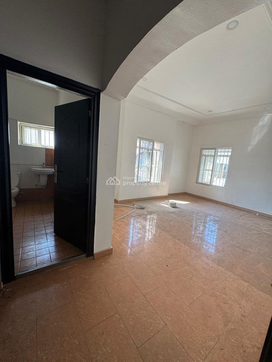 4bedroom Semi Detached Terrace, Off Rockdrive, Lekki, Lagos, Semi-detached Duplex for Rent