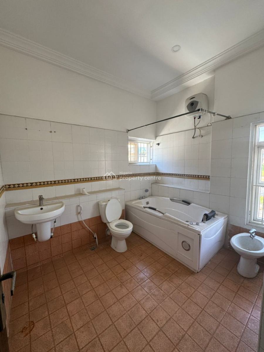 4bedroom Semi Detached Terrace, Off Rockdrive, Lekki, Lagos, Semi-detached Duplex for Rent