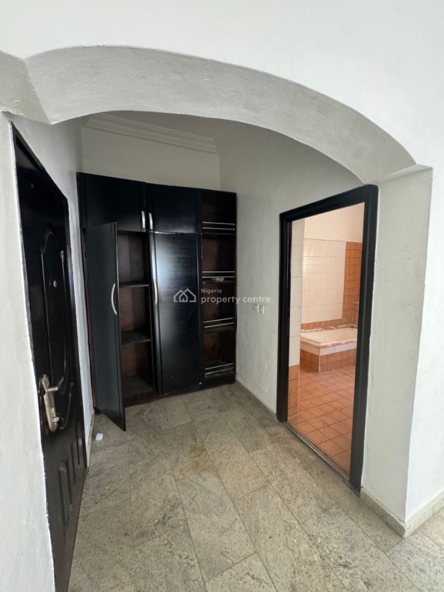 4bedroom Semi Detached Terrace, Off Rockdrive, Lekki, Lagos, Semi-detached Duplex for Rent