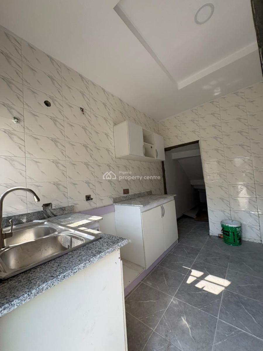 Exquisite Living! 4-bedroom Duplex with Fitted Kitchen, Ajah, Lagos, Terraced Duplex for Rent