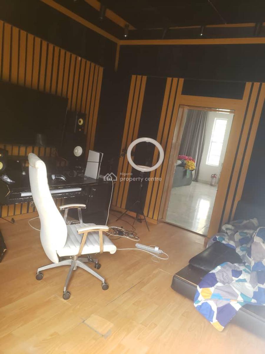 Spacious & Secure! 4-bedroom Duplex with Ample Parking, Ajah, Lagos, Semi-detached Duplex for Sale