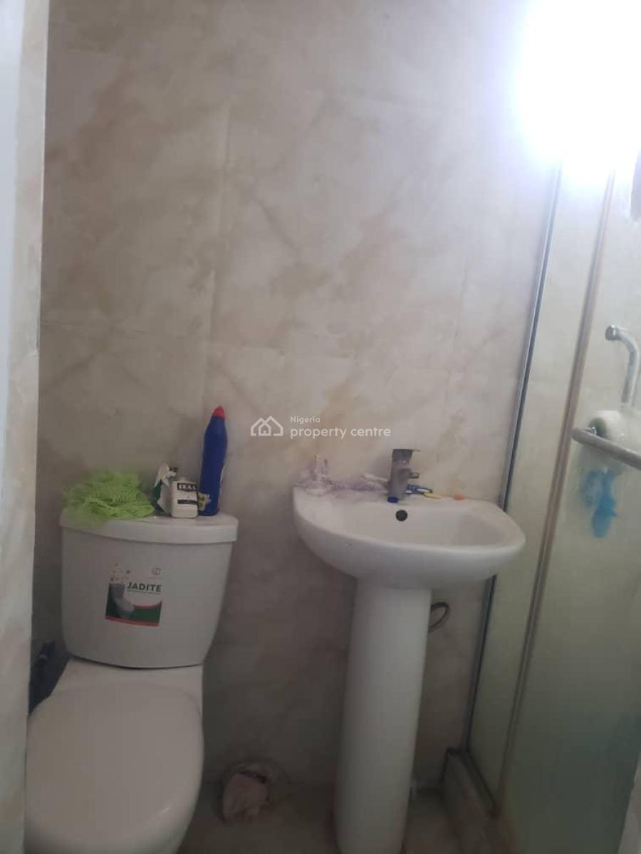 Spacious & Secure! 4-bedroom Duplex with Ample Parking, Ajah, Lagos, Semi-detached Duplex for Sale