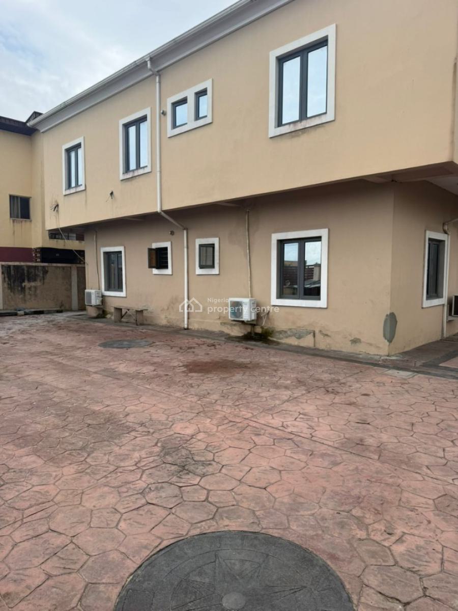 Spacious 1-bedroom Apartment on First Floor, Ogombo, Ajah, Lagos, Mini Flat (room and Parlour) for Rent
