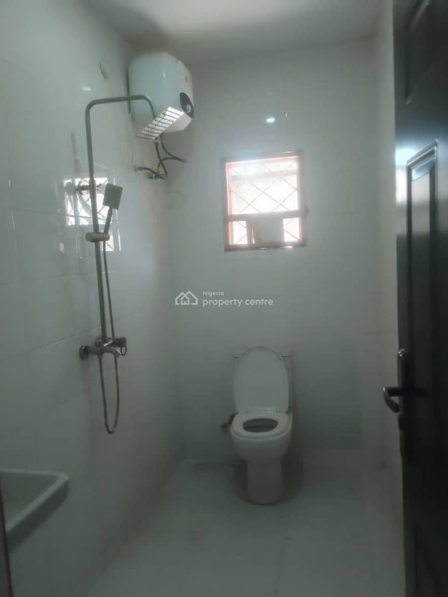 Super Sharp 2 Bedrooms Flat for 4.5m, Apo Resettlement, Apo, Abuja, Flat / Apartment for Rent