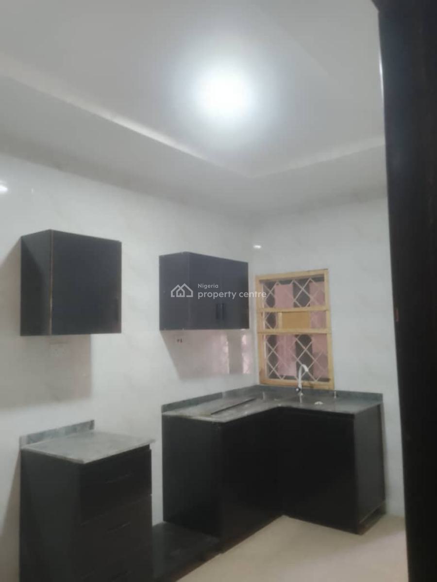 Super Sharp 2 Bedrooms Flat for 4.5m, Apo Resettlement, Apo, Abuja, Flat / Apartment for Rent