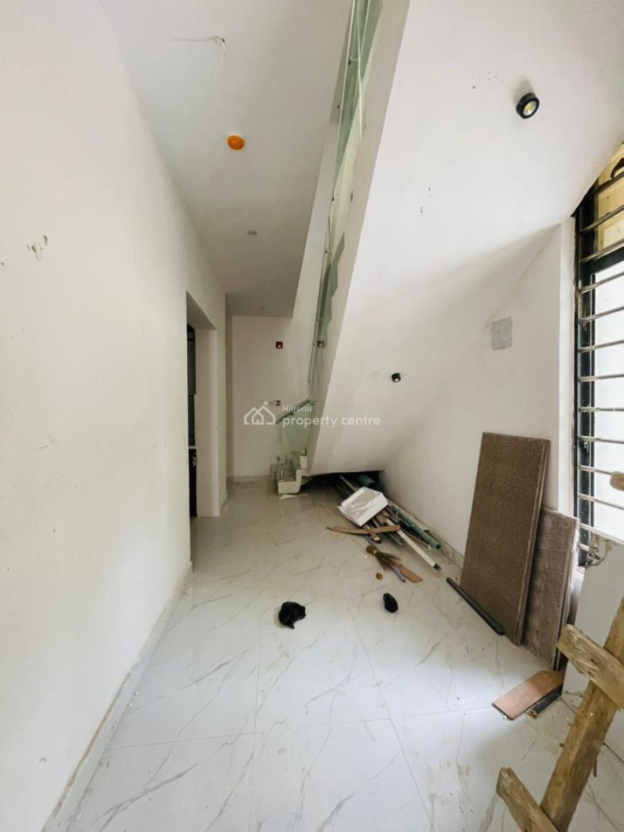 Beautifully Crafted 4 Bedroom Semi Detached Duplex Plus Bq, Gra Phase 1, Magodo, Lagos, Semi-detached Duplex for Sale