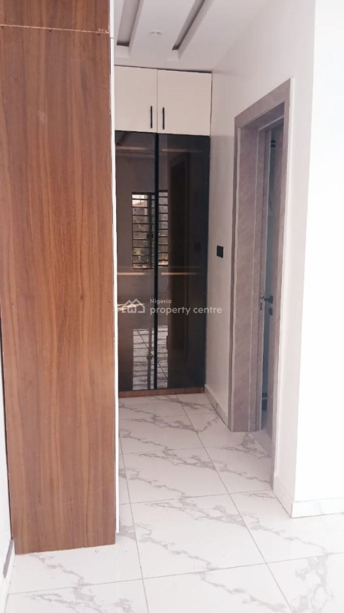 Newly Built 4 Bedroom Terrace Duplex with Bq in a Gated Estate, Lekki Phase 1, Lekki, Lagos, Terraced Duplex for Sale