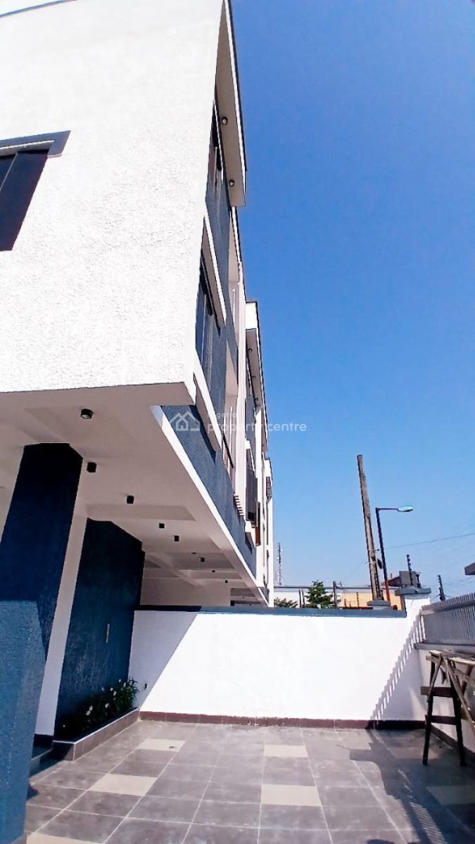 Newly Built 4 Bedroom Terrace Duplex with Bq in a Gated Estate, Lekki Phase 1, Lekki, Lagos, Terraced Duplex for Sale