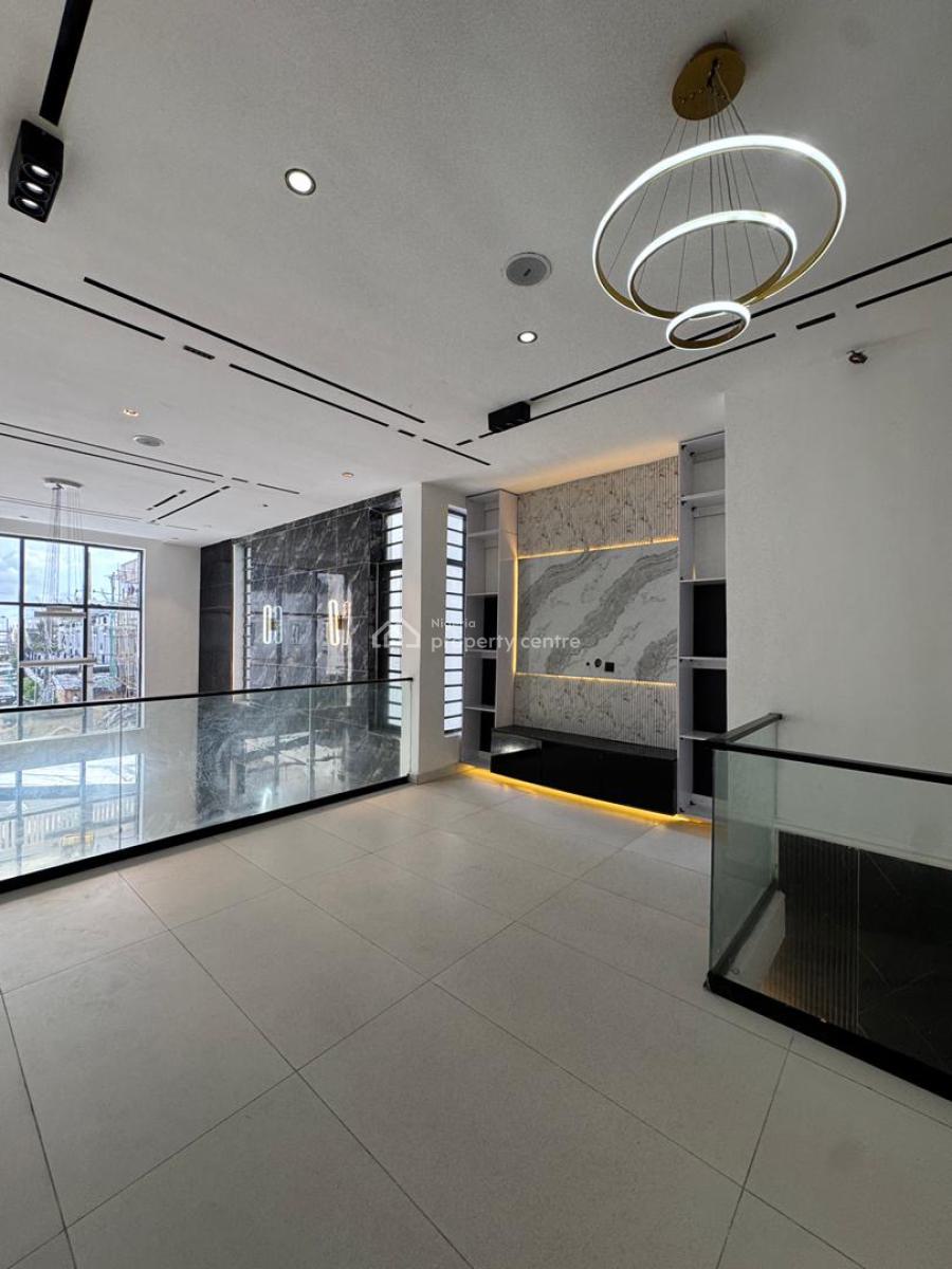 Magnificent 5 Beds with a Private Cinema & Pool, Lekki County, Lekki, Lagos, House for Sale