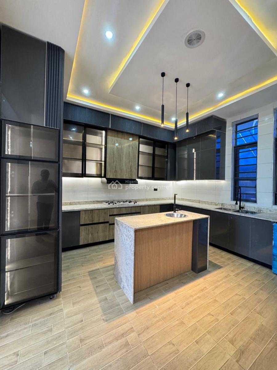 Magnificent 5 Beds with a Private Cinema & Pool, Lekki County, Lekki, Lagos, House for Sale