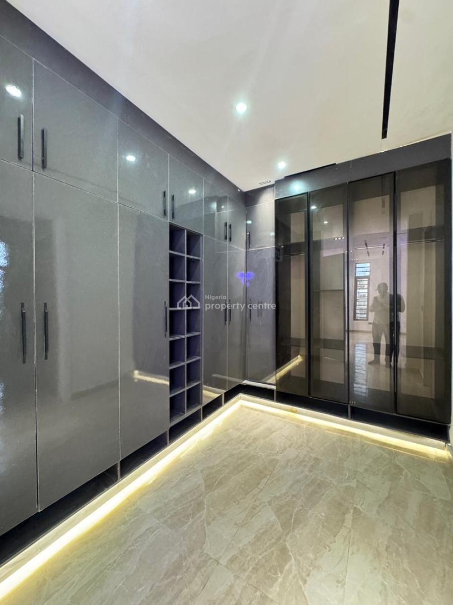 Magnificent 5 Beds with a Private Cinema & Pool, Lekki County, Lekki, Lagos, House for Sale