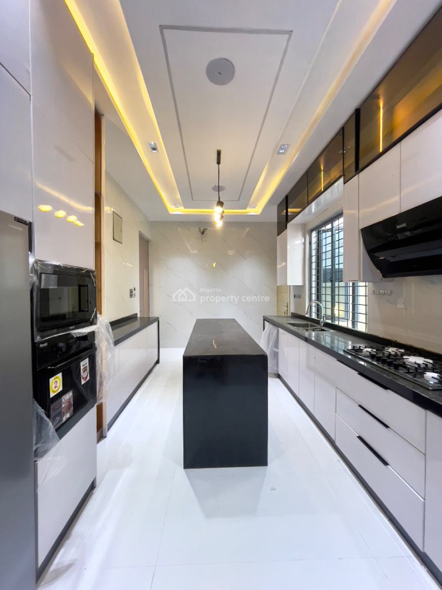 Outstanding Luxury 5 Bed Fully Detached Duplex with Pool and Bq, Lekki Phase 1, Lekki, Lagos, Detached Duplex for Sale