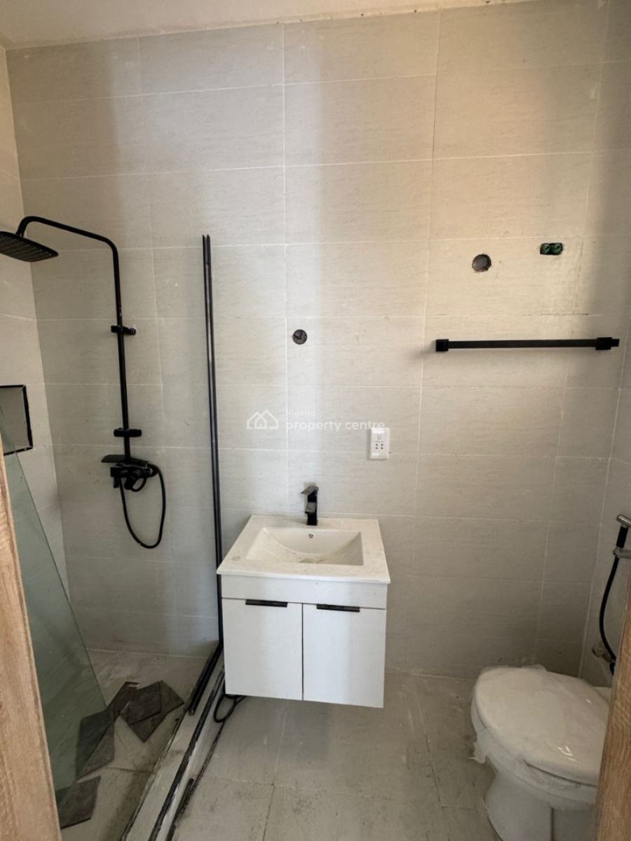 Fully Serviced Luxury 2 Bedroom Flats with Bq, Lekki Phase 1, Lekki, Lagos, Flat / Apartment for Sale