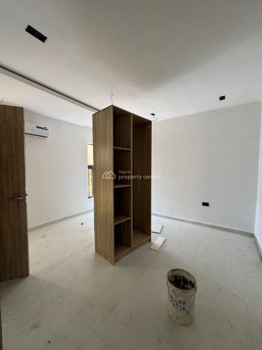 Fully Serviced Luxury 2 Bedroom Flats with Bq, Lekki Phase 1, Lekki, Lagos, Flat / Apartment for Sale