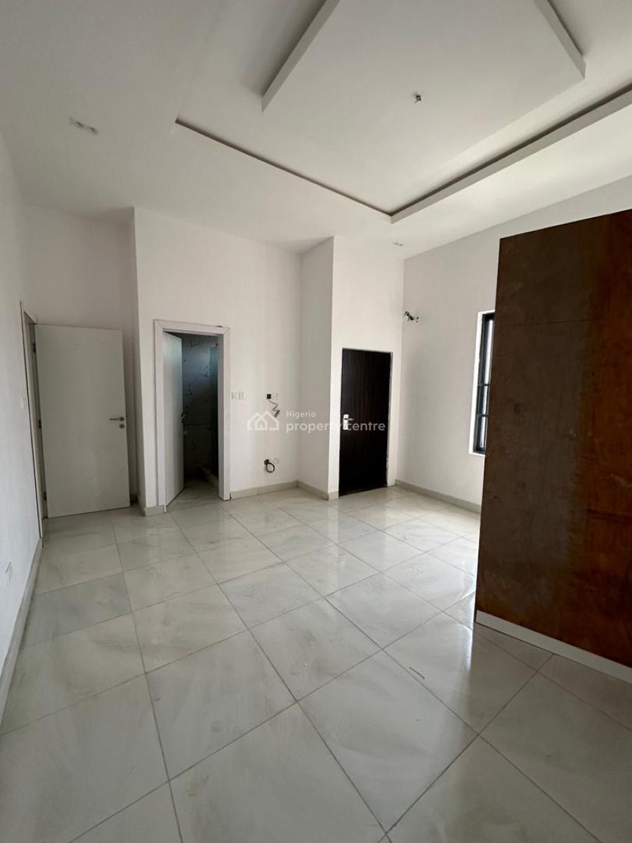 Newly Built 2 Bedroom Penthouse Flat, Lekki Phase 1, Lekki, Lagos, Flat / Apartment for Rent