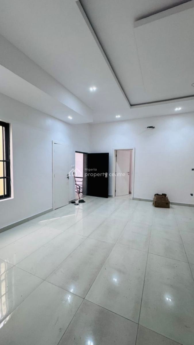 2 Bedroom Apartment, Lekki Phase 1, Lekki, Lagos, Flat / Apartment for Rent
