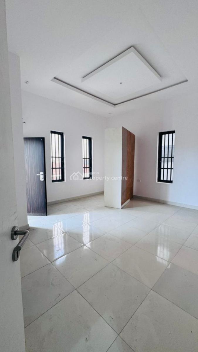 2 Bedroom Apartment, Lekki Phase 1, Lekki, Lagos, Flat / Apartment for Rent