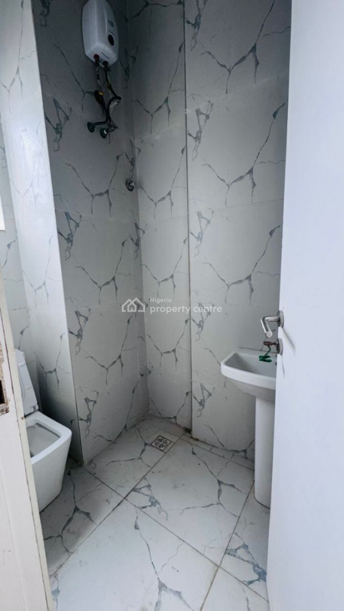 2 Bedroom Apartment, Lekki Phase 1, Lekki, Lagos, Flat / Apartment for Rent